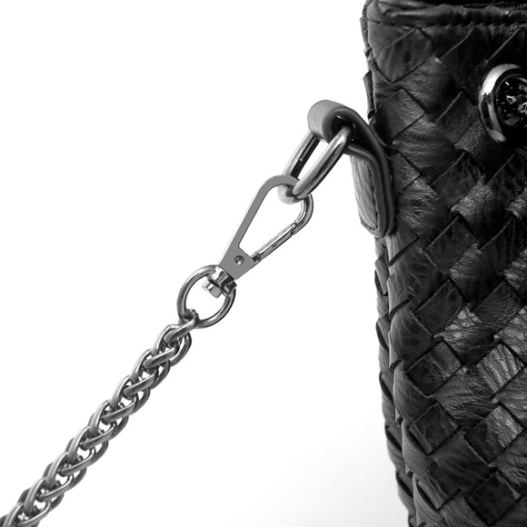 🆕 FLORENCE Weaved Drawstring Bucket Bag - Picture 7 of 8